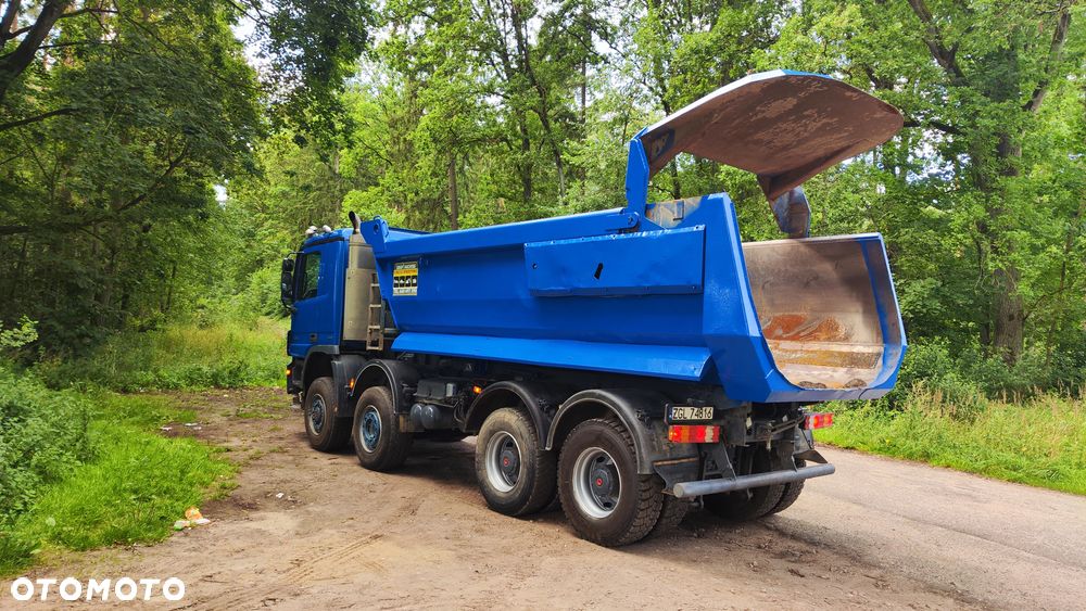 Mercedes-Benz Actros - 9