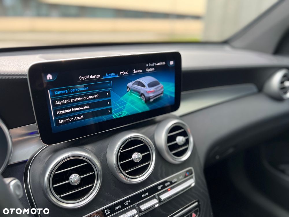 Mercedes-Benz GLC 220 d 4-Matic - 38