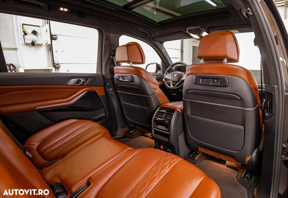 BMW X7 xDrive40i MHEV - 18