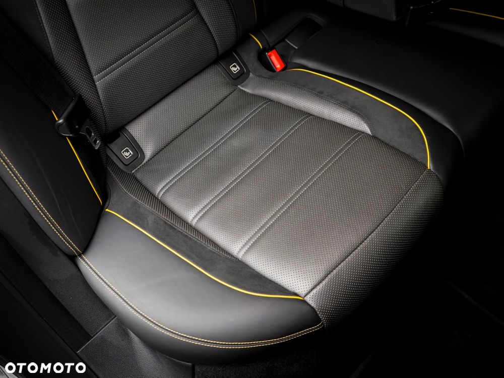 Mercedes-Benz Klasa E AMG 63 S 4Matic+ AMG Speedshift MCT-9G Final Edition - 39