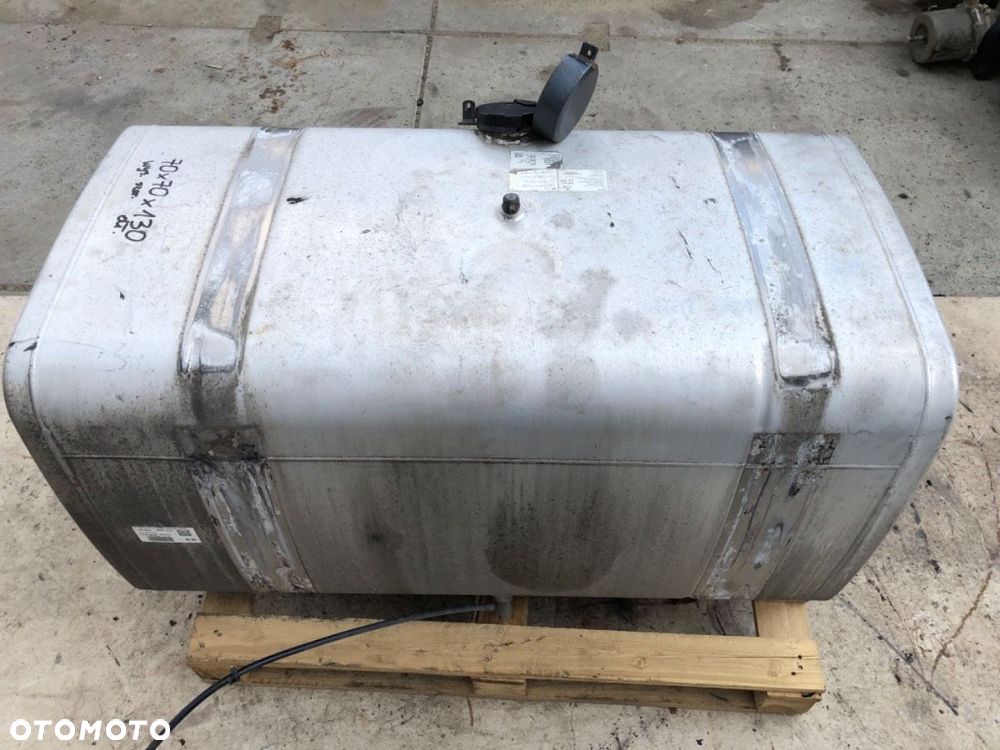 ZBIORNIK PALIWA 580L  MAN TGX I 2006 - 2022 18.440 324 kW [441 KM] 4x2 2012 - 6