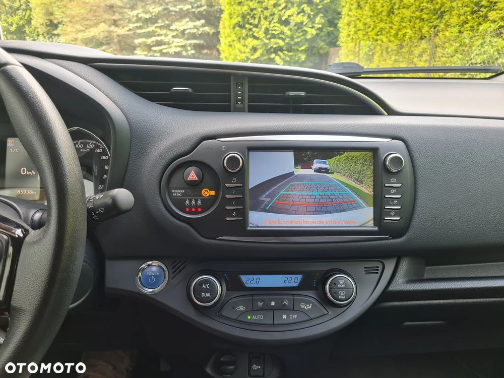 Toyota Yaris - 13