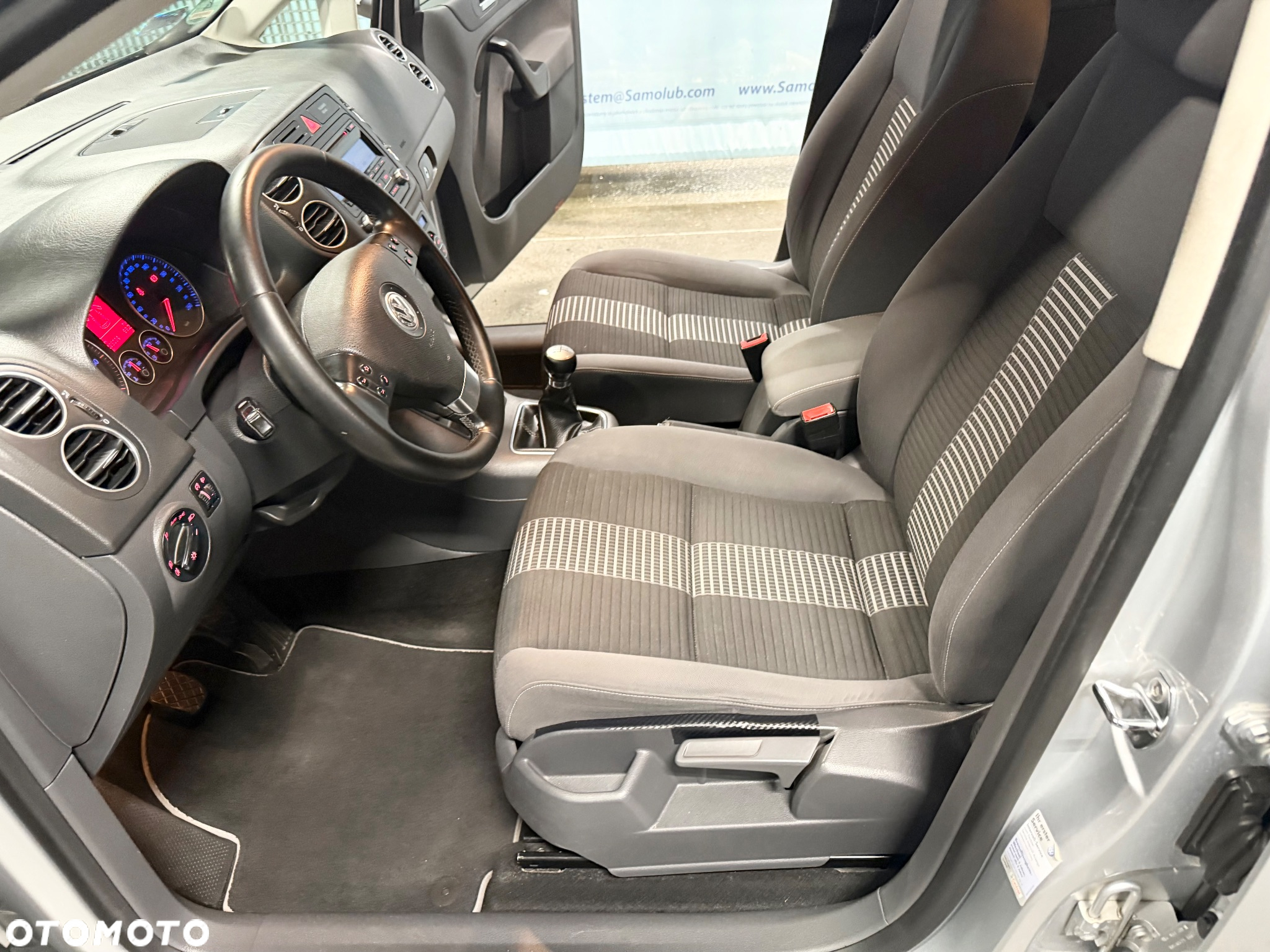 Volkswagen Golf Plus - 26