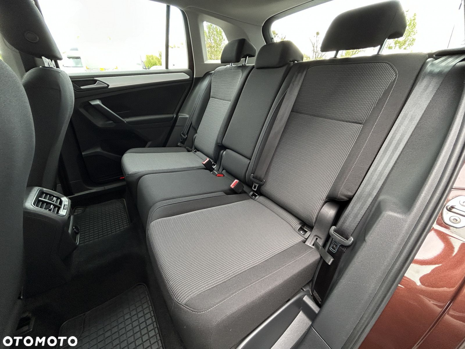 Volkswagen Tiguan - 18