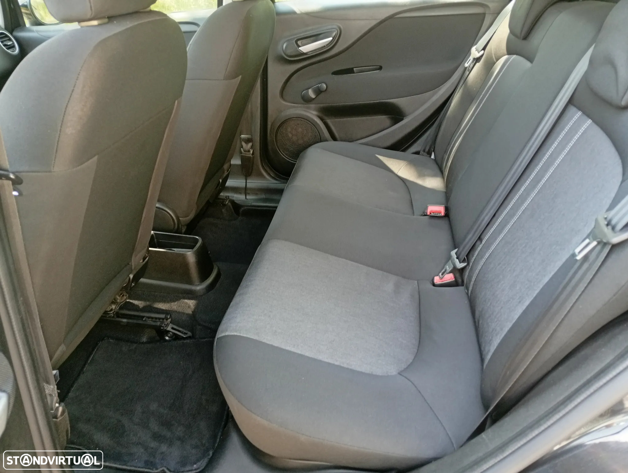 Fiat Grande Punto - 6