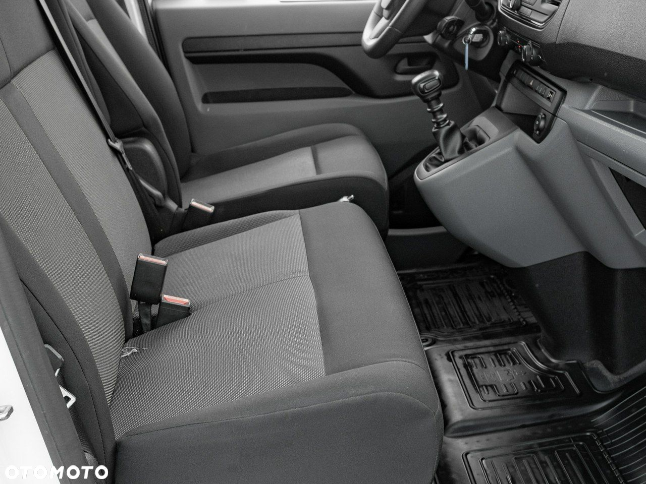Toyota ProAce Kombi 2.0 D-4D Long 2,8t - 22