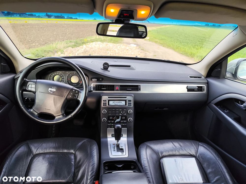 Volvo XC 70 D5 AWD Summum - 12
