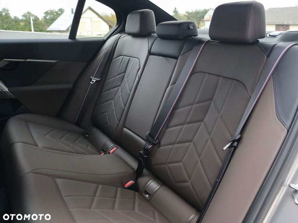 BMW Seria 5 - 21
