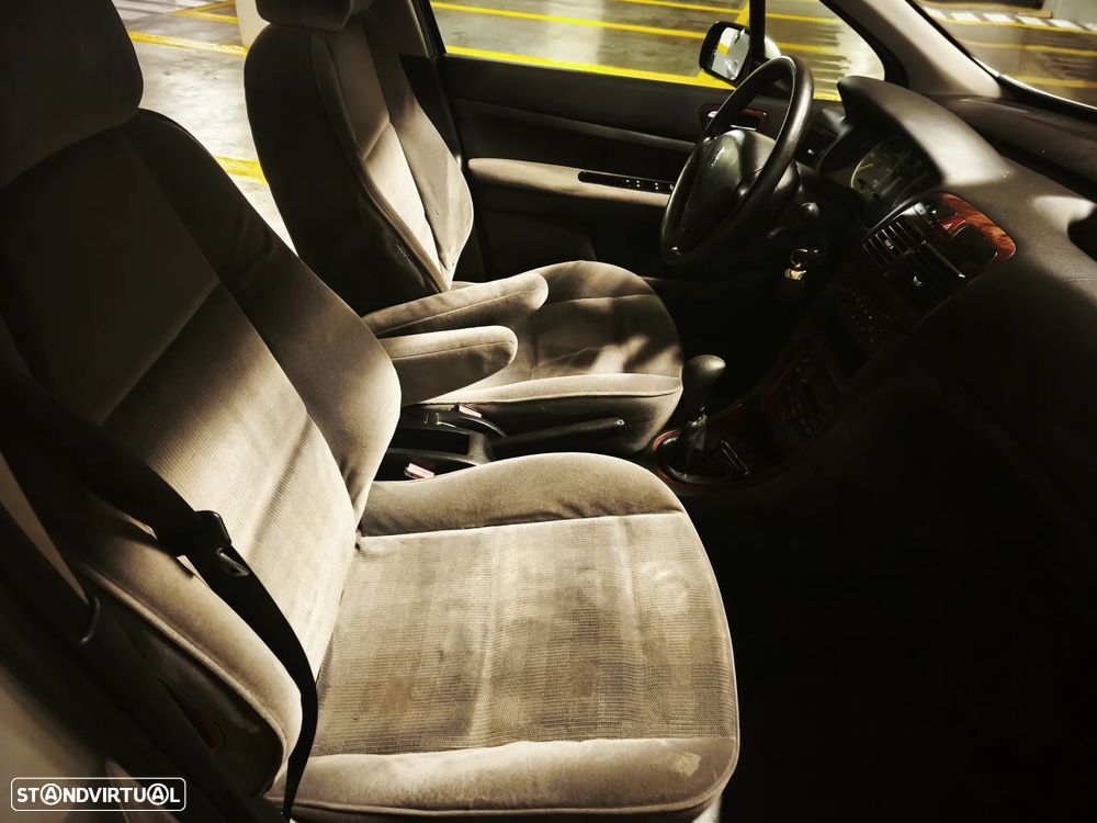Peugeot 307 1.4 HDi XT - 10