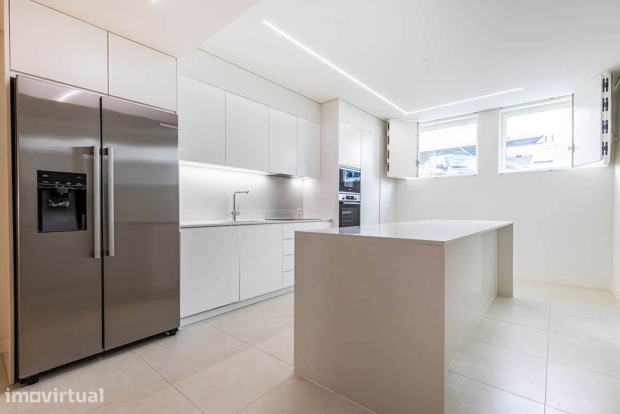 Duplex T4 – Empreendimento Conde de Lima, Lisboa - Grande imagem: 2/47