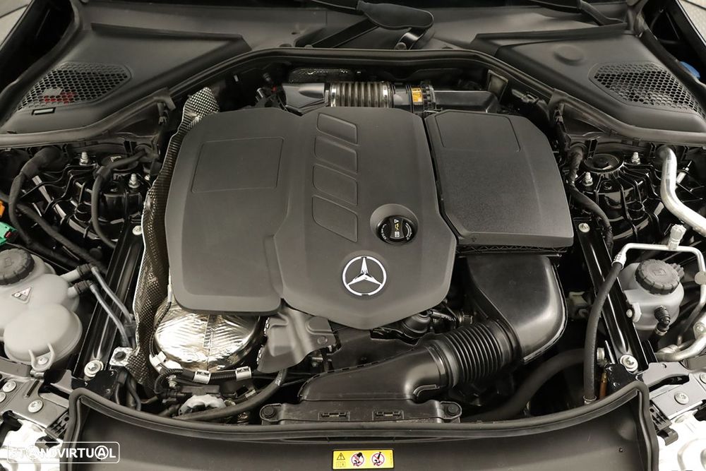 Mercedes-Benz E 300 de AMG Line - 26