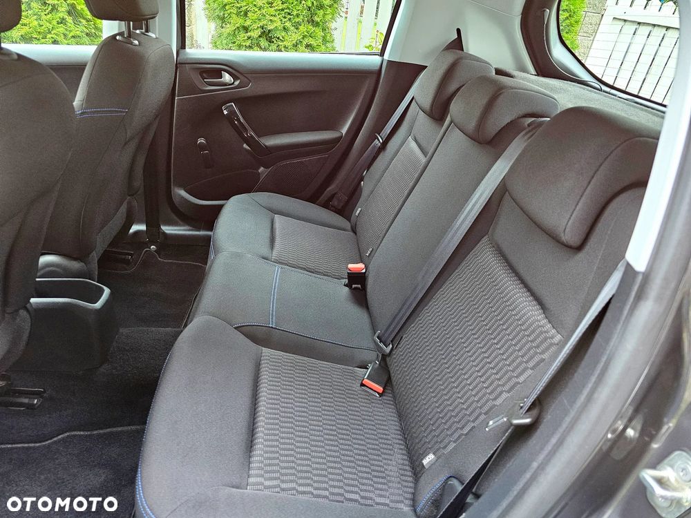 Peugeot 208 1.2 VTi Style - 30