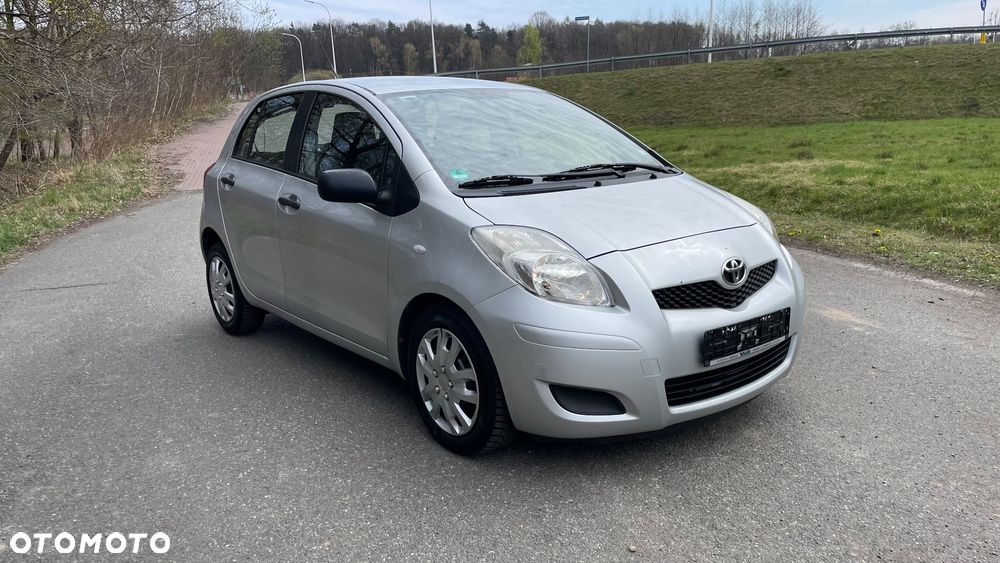 Toyota Yaris 1.33 Luna - 8