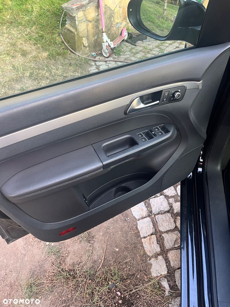 Volkswagen Touran 1.2 TSI BlueMotion Technology Highline - 38