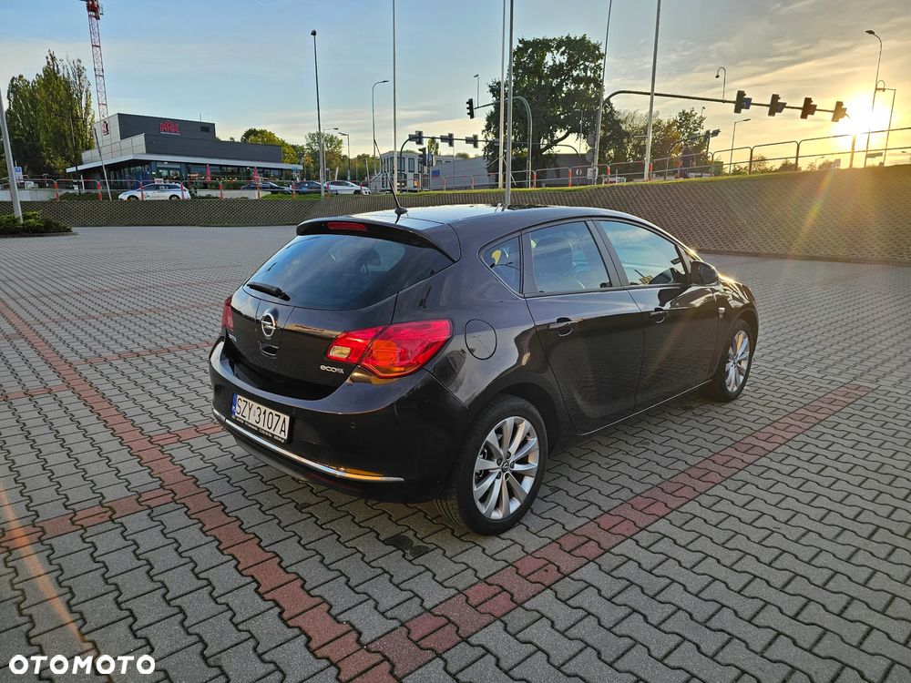 Opel Astra 1.4 EcoFLEX 150 Jahre - 11