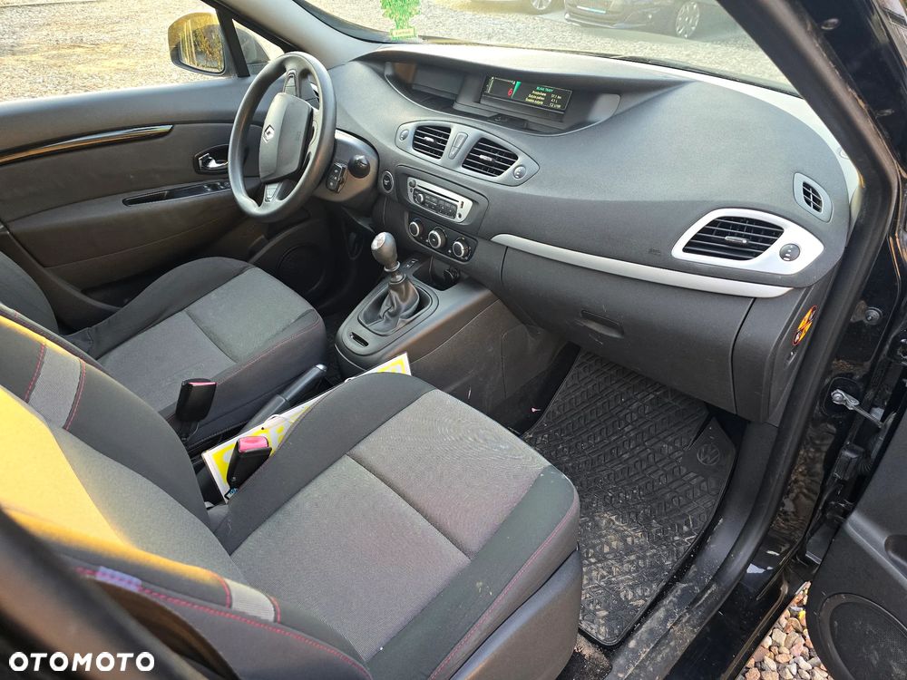 Renault Scenic - 15
