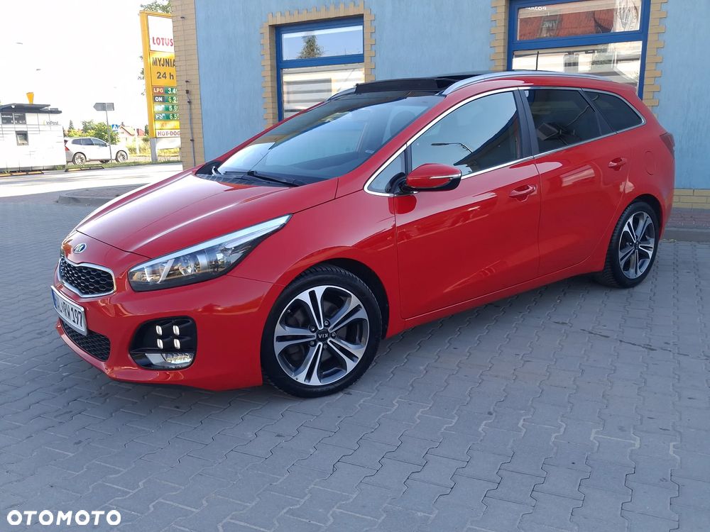 Kia Ceed 1.6 CRDi 136 ISG GT Line - 14
