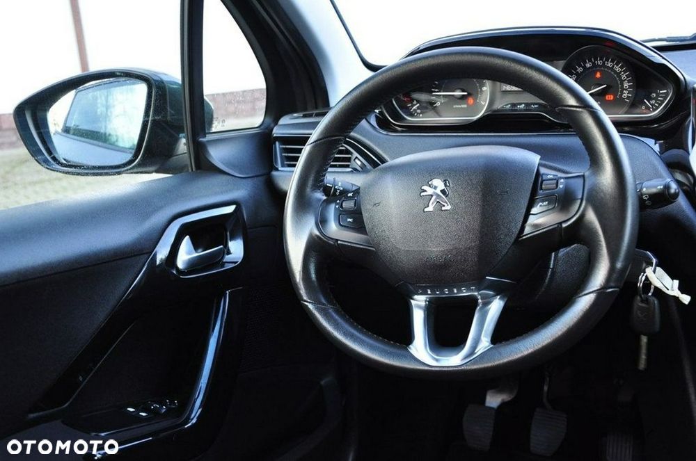 Peugeot 208 PureTech 82 Stop & Start Signature - 35