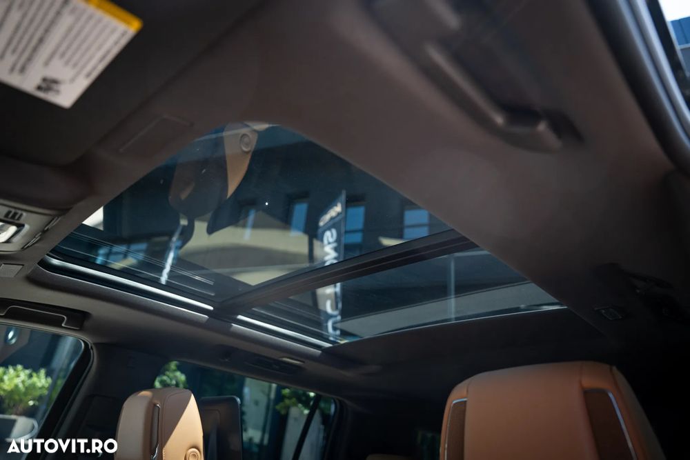 Cadillac Escalade - 26