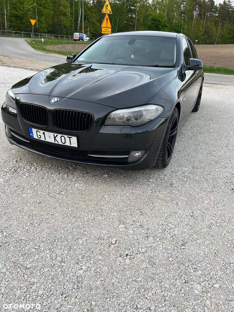 BMW Seria 5 525d - 10