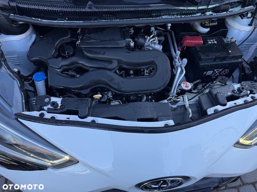 Toyota Aygo x-play connect - 33