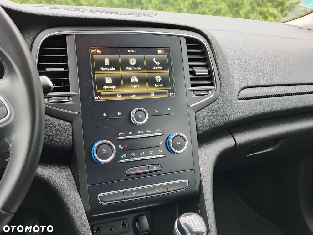 Renault Megane TCe 140 GPF BOSE EDITION - 8