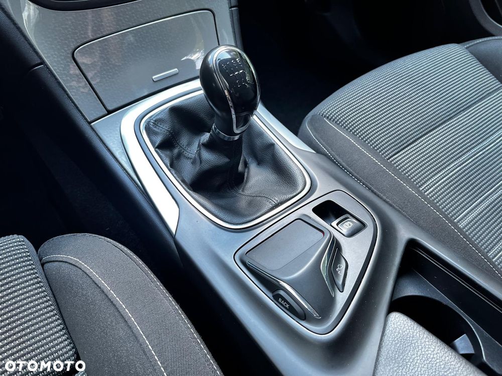 Opel Insignia - 14
