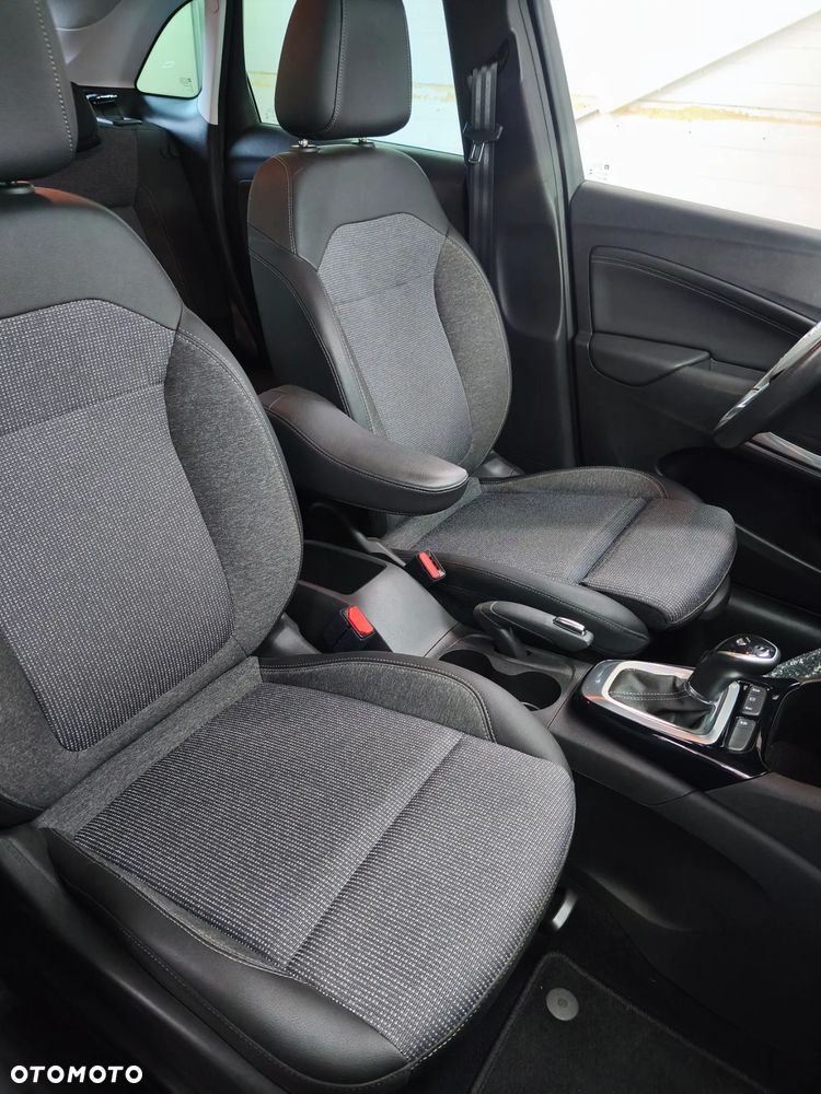 Opel Crossland - 25