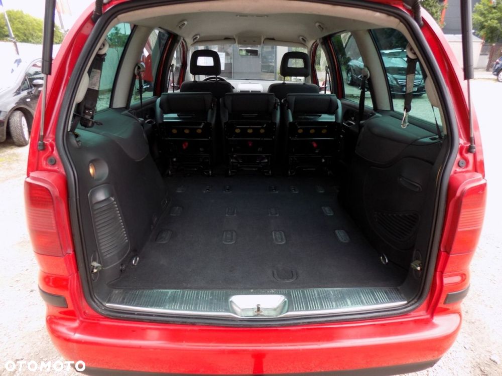 Volkswagen Sharan - 10