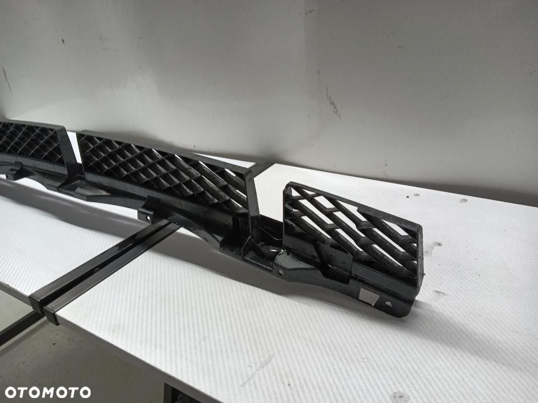 ŚLIZG ZDERZAKA TYŁ TYLNY VW TOUAREG II 7P6807863A - 3
