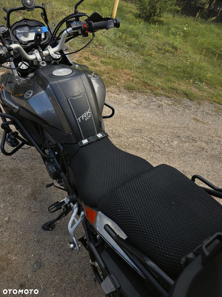 Benelli TRK 502X - 11