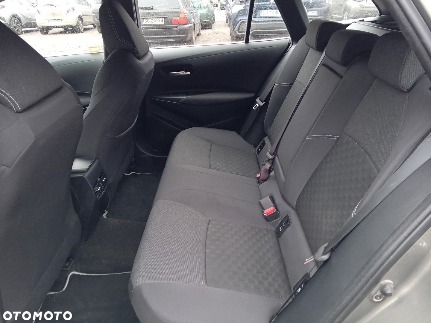 Toyota Corolla - 13