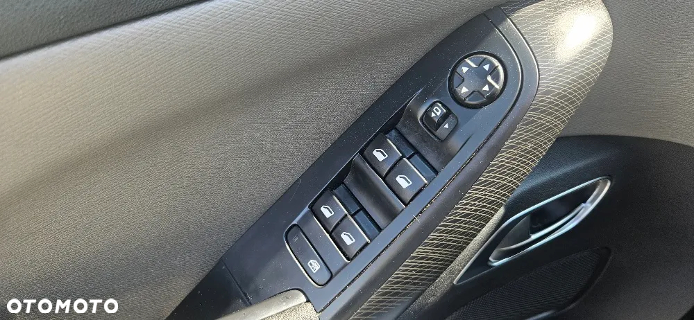 Citroën C4 Grand Picasso - 9