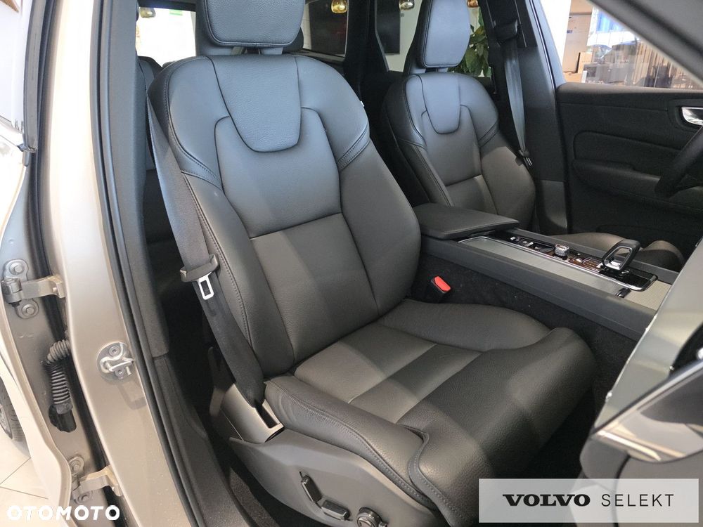 Volvo XC 60 - 24