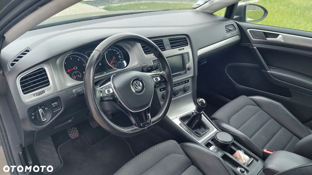 Volkswagen Golf 1.6 TDI BMT Highline - 12