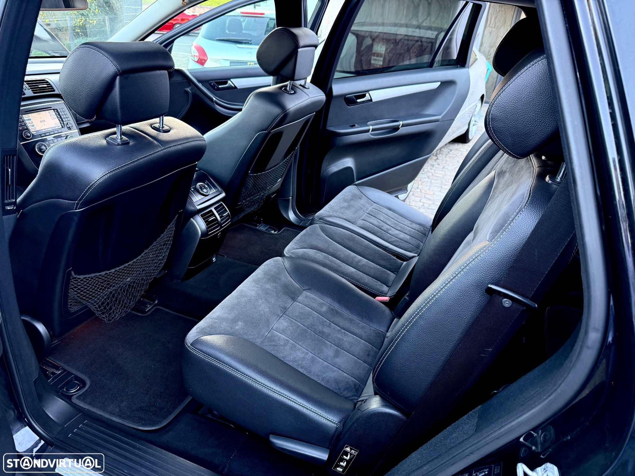 Mercedes-Benz R 320 CDi 4-Matic Longo - 46