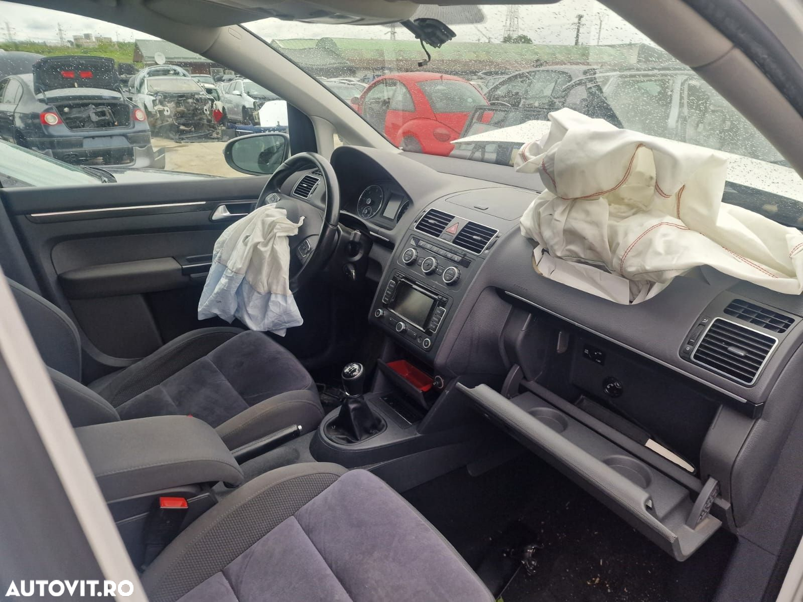 Dezmembram Volkswagen Touran 2012 1.6tdi Euro 5 CAY Manual - 6