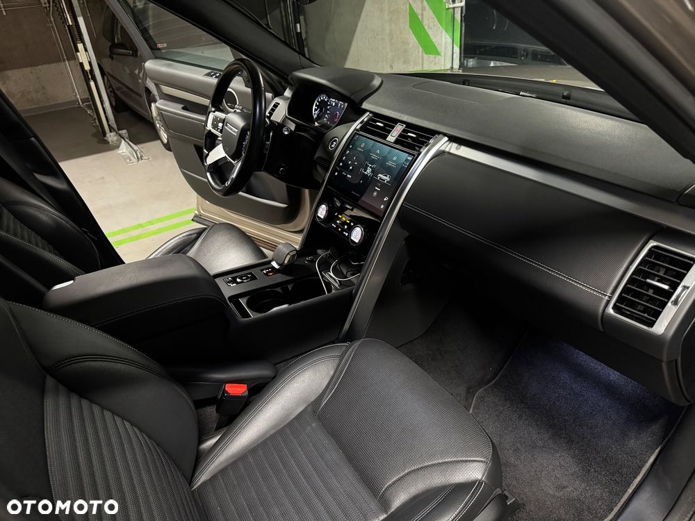 Land Rover Discovery 3.0 D250 mHEV R-Dynamic SE - 16