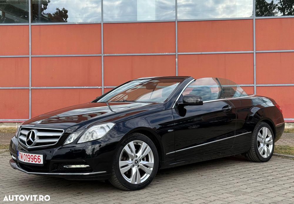Mercedes-Benz E 220 CDI DPF BlueEFFICIENCY 7G-TRONIC Elegance - 26