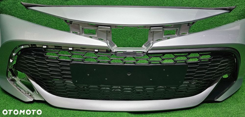 TOYOTA COROLLA E21 ----> ORYGINALNY ZDERZAK PRZEDNI - 6