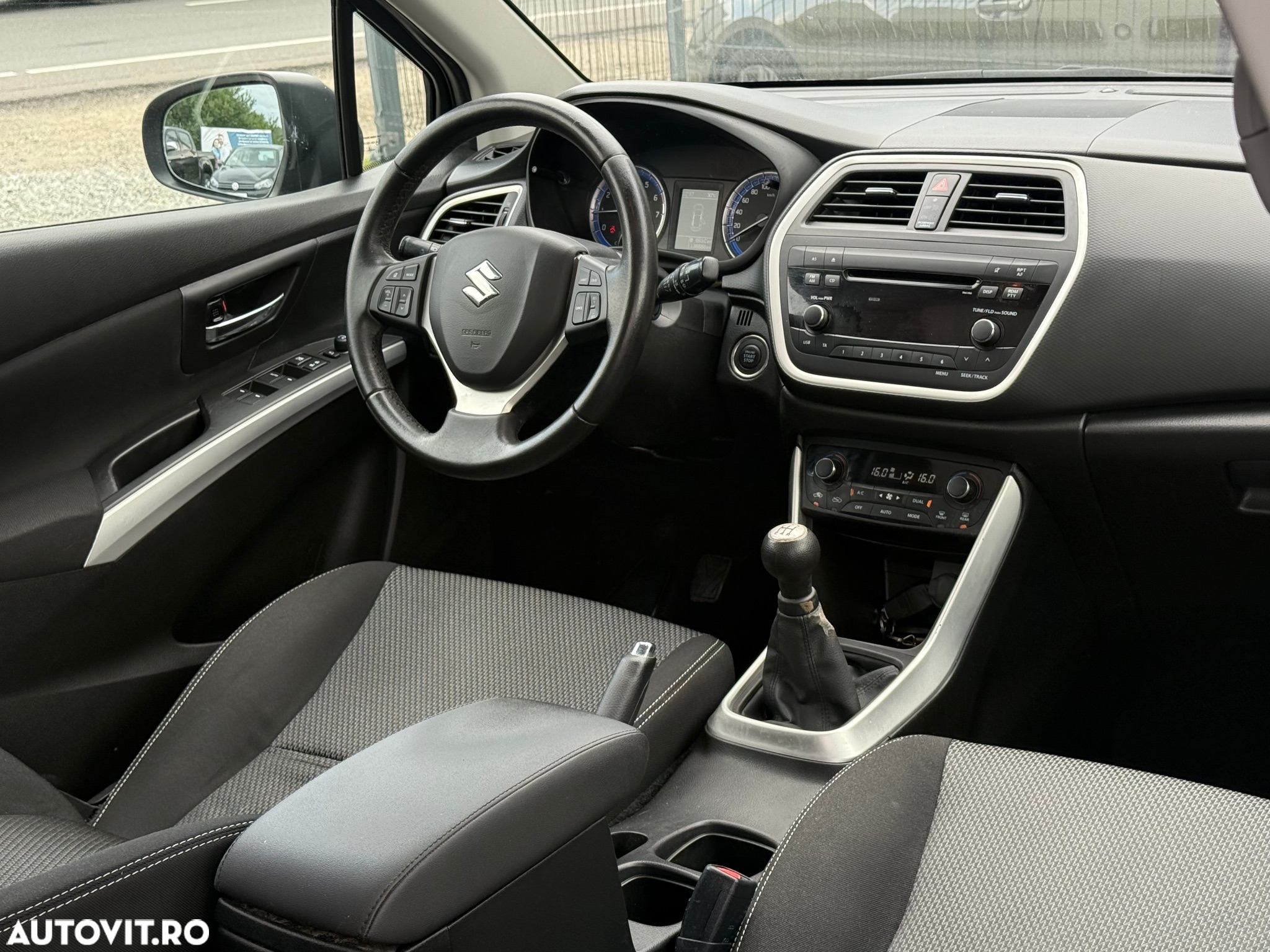 Suzuki SX4 S-Cross 1.6 Comfort - 20