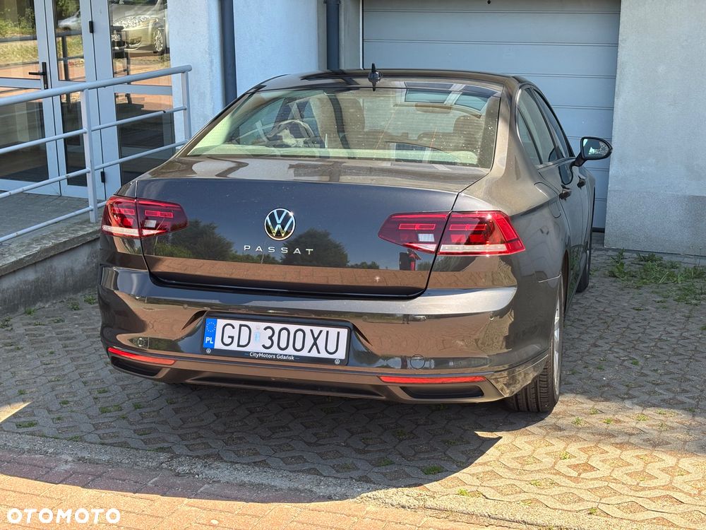 Volkswagen Passat 1.5 TSI EVO Essence DSG - 3