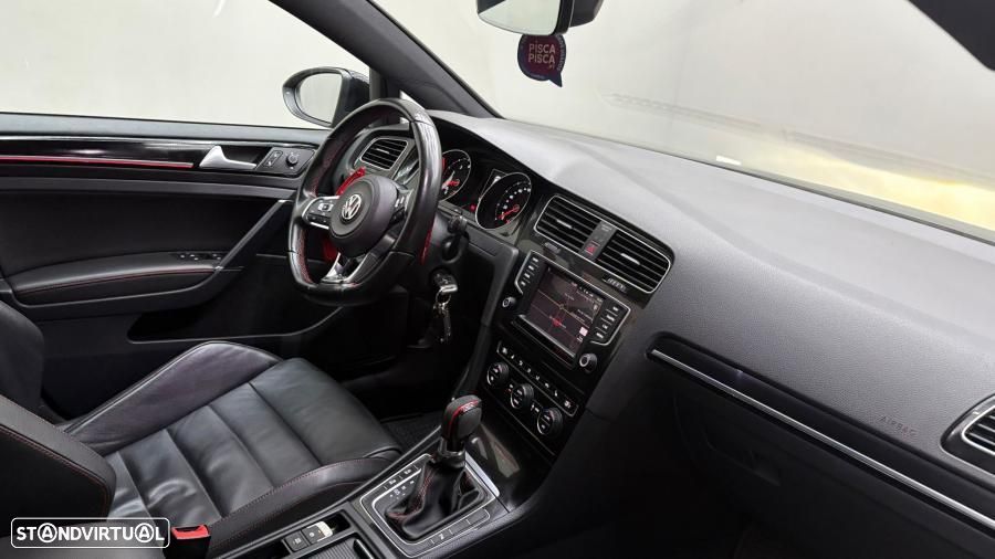 VW Golf GTI Performance BlueMotion DSG - 19