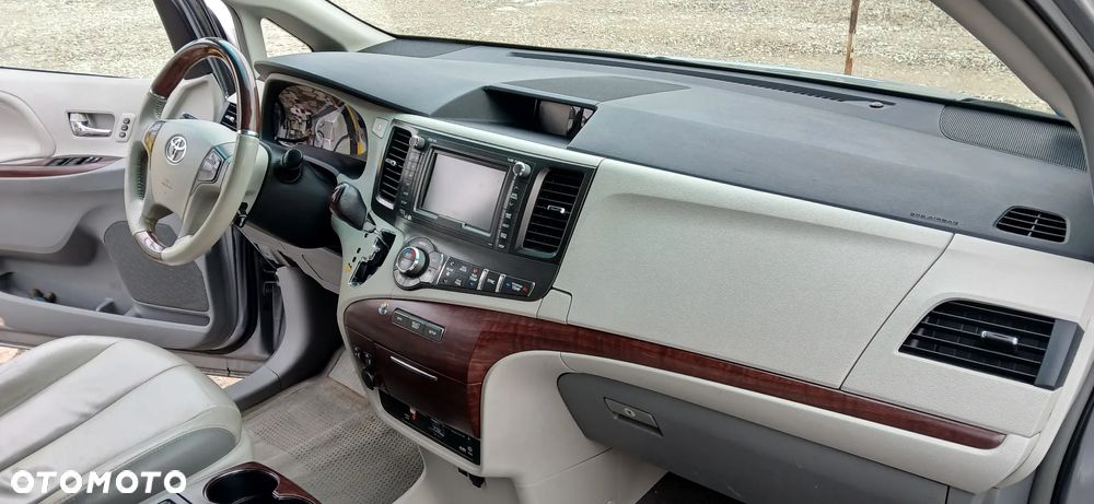 Toyota Sienna 3.5 V6 Limited AWD - 3