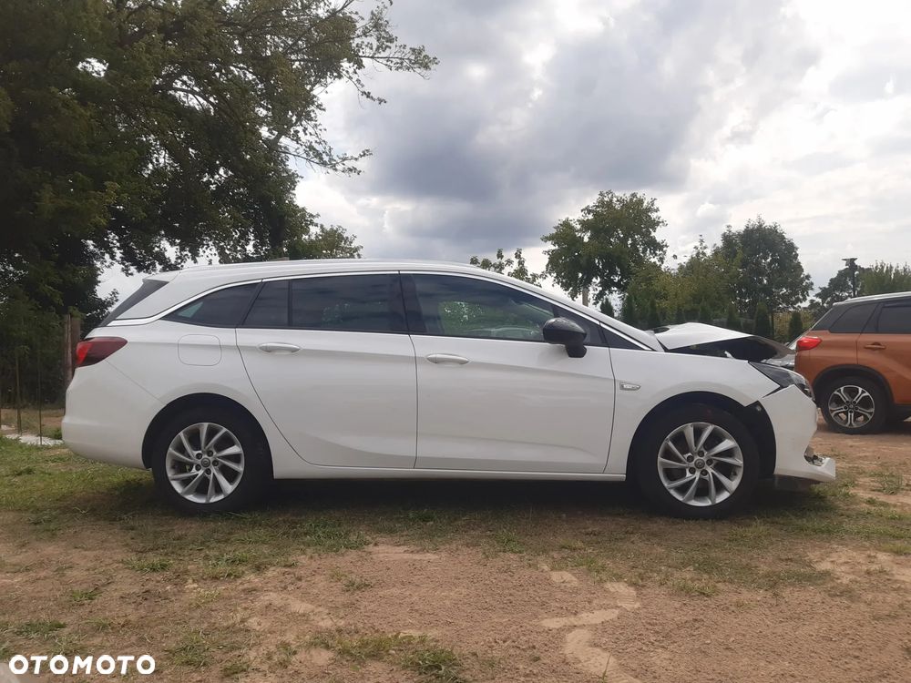 Opel Astra 1.2 Turbo Start/Stop Sports Tourer Elegance - 3