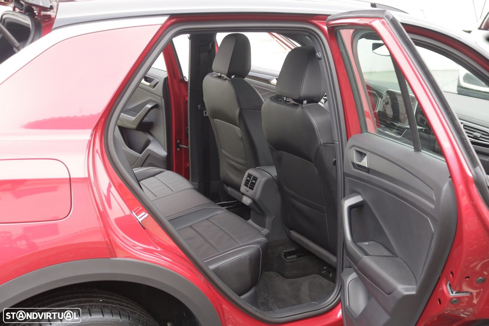 VW T-Roc 2.0 TDI R-Line DSG - 30