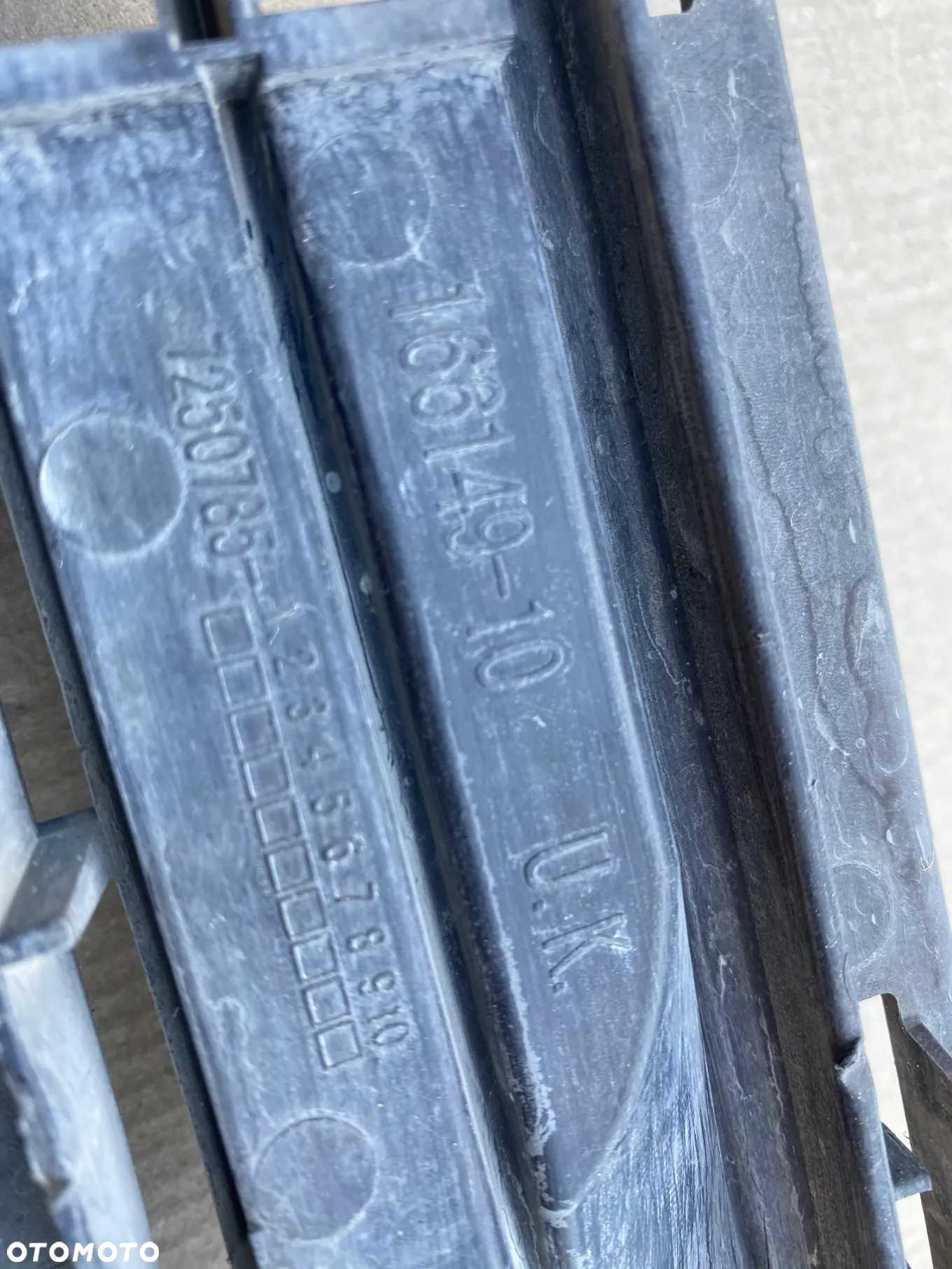 Kratka zderzaka przód Mini R56 166149-10  OE - 3