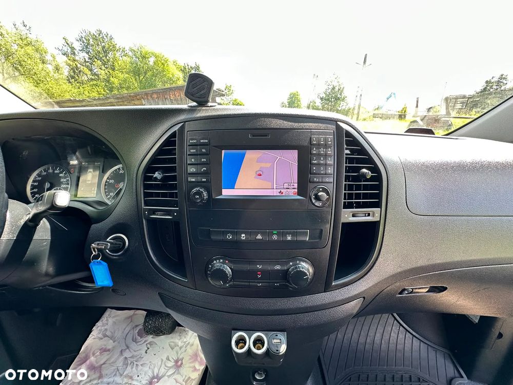 Mercedes-Benz VITO 2.1 diesel 190kM automat, WERSJA LONG L2H1, GWARANTOWANY PRZEBIEG! 2015 rok, ALUFELGI, CZUJNIKI PRKOWANIA, BEZWYPADKOWY! - 33