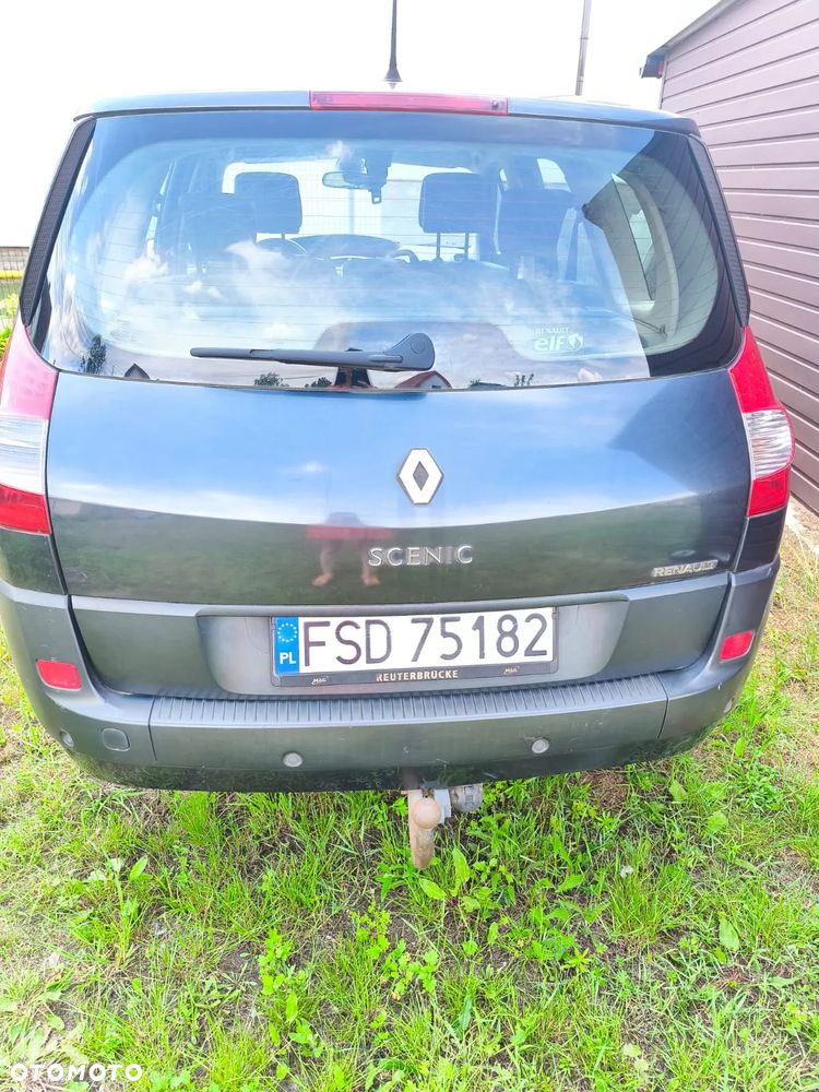 Renault Scenic 2.0 dCi Expression - 9