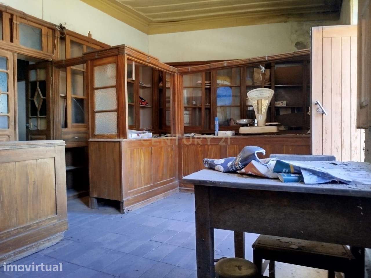 Casa Antiga para Recuperar em Seixo - Mira, Coimbra - 80.000€ - Grande imagem: 2/19